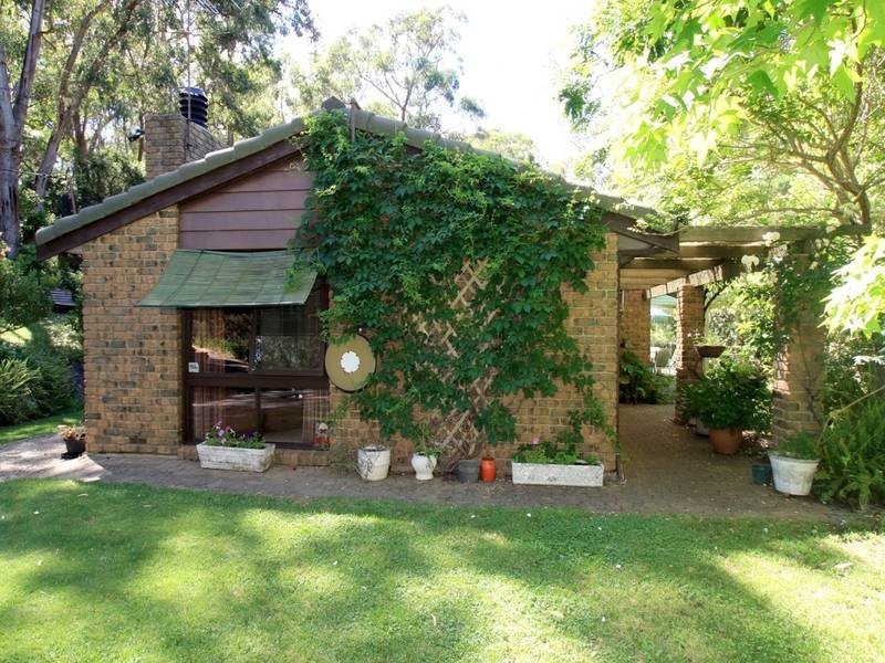 93 Sheoak Road, Crafers West SA 5152