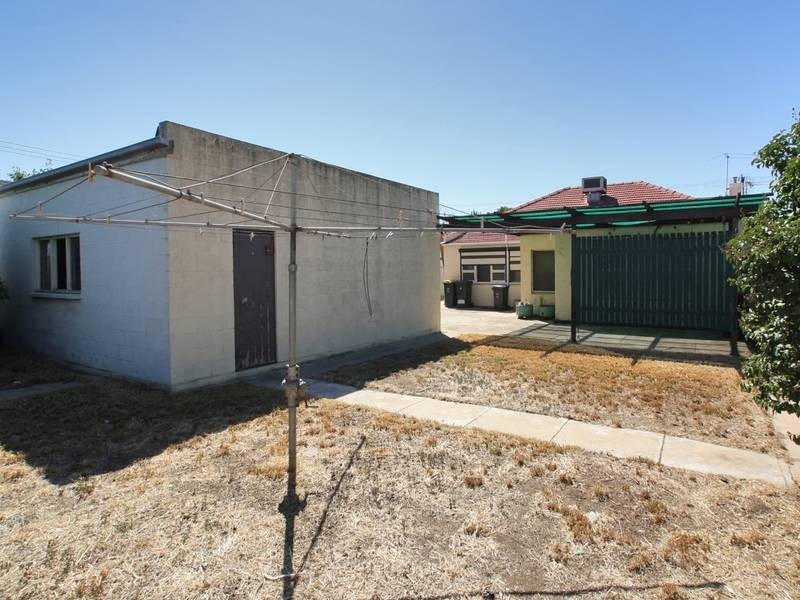 74 La Perouse Avenue, Flinders Park SA 5025