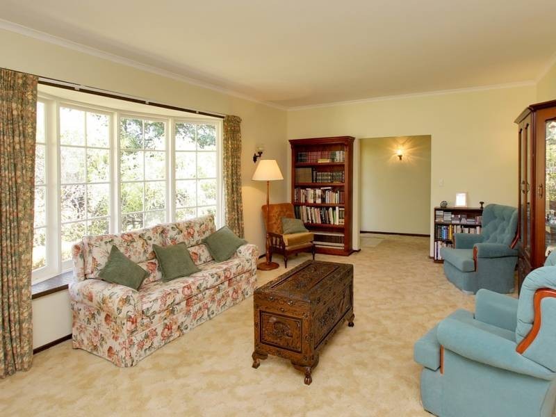 5 Rowlands Hill Road, Coromandel Valley SA 5051