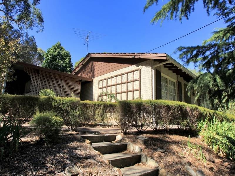 5 Rowlands Hill Road, Coromandel Valley SA 5051