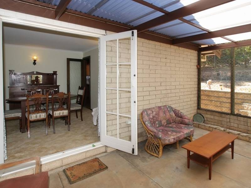 5 Rowlands Hill Road, Coromandel Valley SA 5051