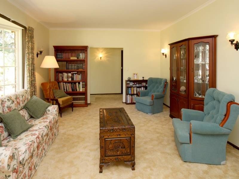 5 Rowlands Hill Road, Coromandel Valley SA 5051