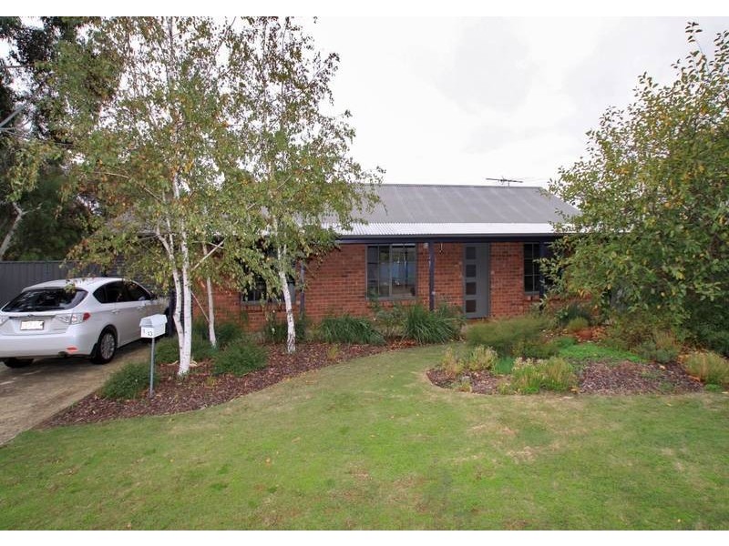 13 Douglas Drive, Mount Barker SA 5251