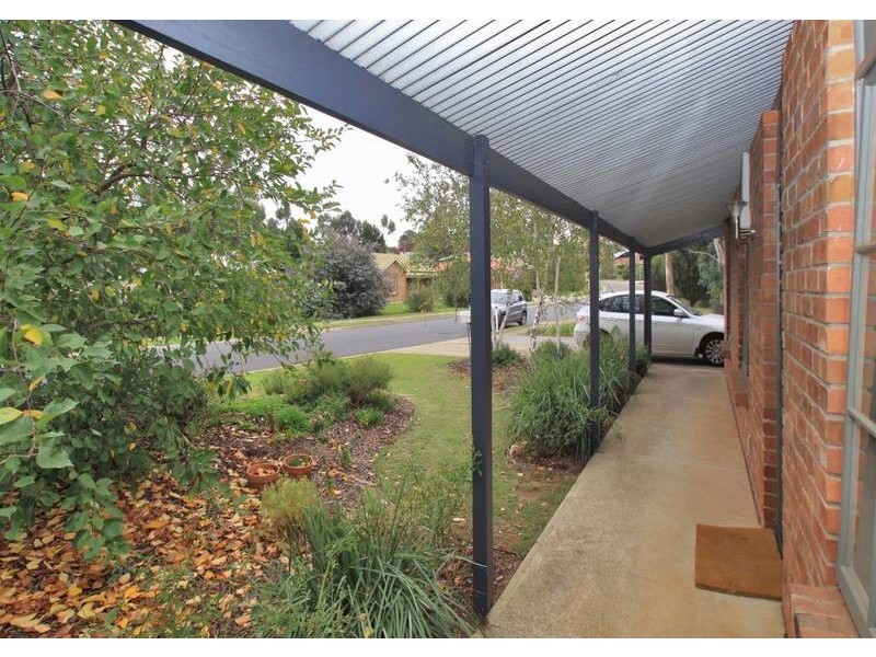 13 Douglas Drive, Mount Barker SA 5251