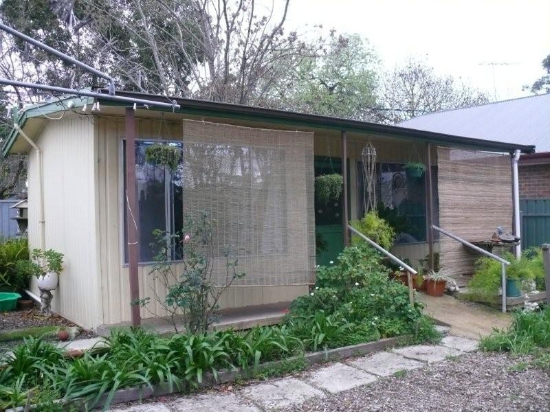 18 Viaduct Road, Eden Hills SA 5050