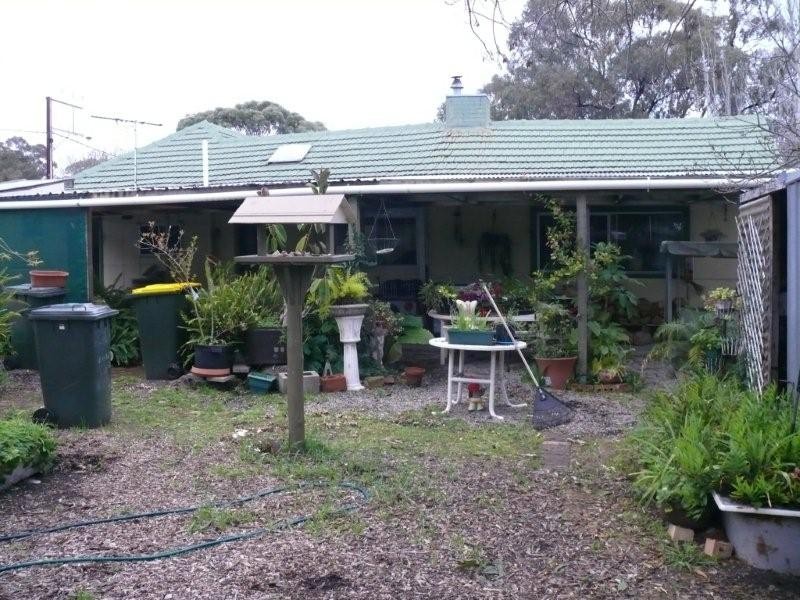 18 Viaduct Road, Eden Hills SA 5050