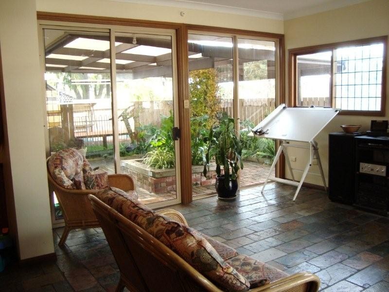 2 Crossing Road, Aberfoyle Park SA 5159