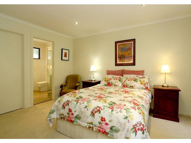 4 Howe Street, Crafers SA 5152