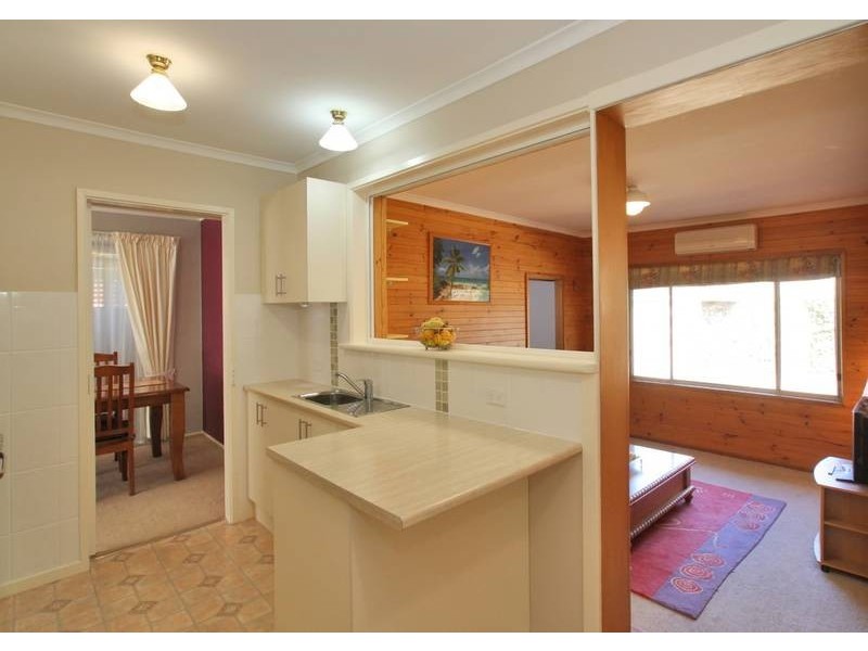 32 Creighton Avenue, Morphett Vale SA 5162