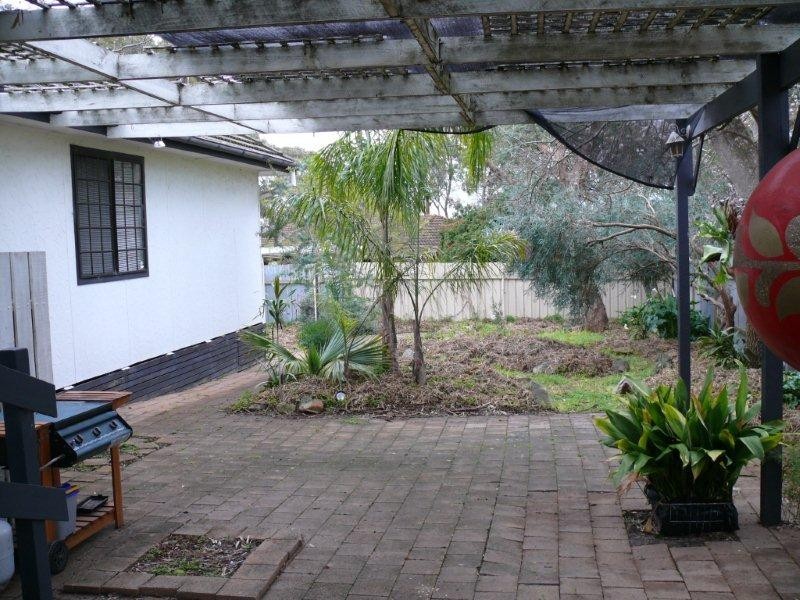 8 Mary Street, Eden Hills SA 5050