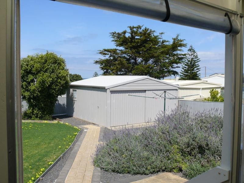 19 Encounter Crescent, Middleton SA 5213