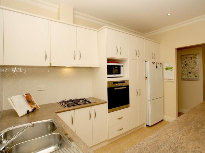 21 Hamilton Street, Erindale SA 5066