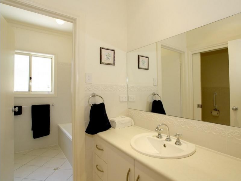 21 Hamilton Street, Erindale SA 5066