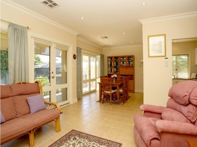 21 Hamilton Street, Erindale SA 5066