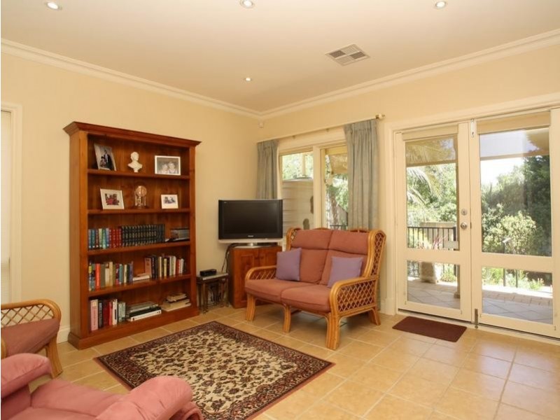 21 Hamilton Street, Erindale SA 5066