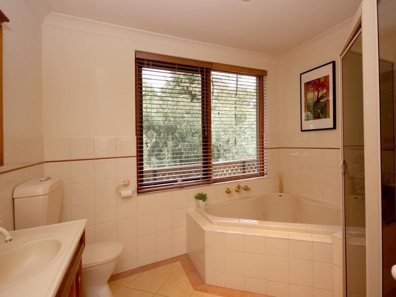 56 Osterley Avenue, Bridgewater SA 5155