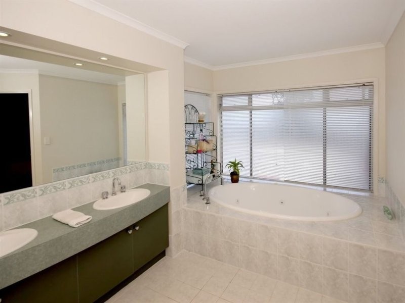 9 The Farm Lane, Craigburn Farm SA 5051