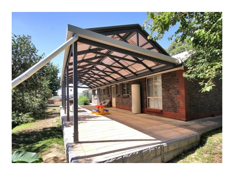 5 Pochin Street, Macclesfield SA 5153