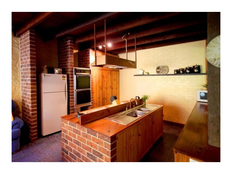 70 Heather Road, Stirling SA 5152