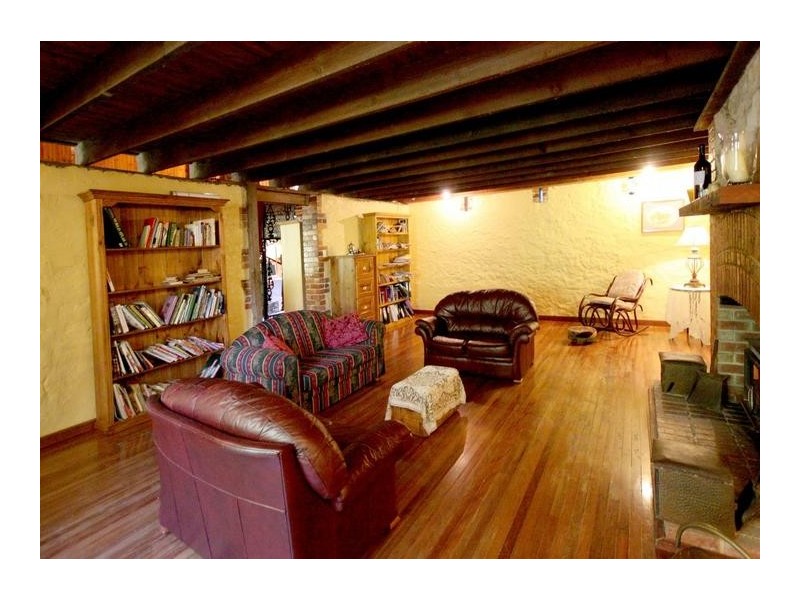 70 Heather Road, Stirling SA 5152