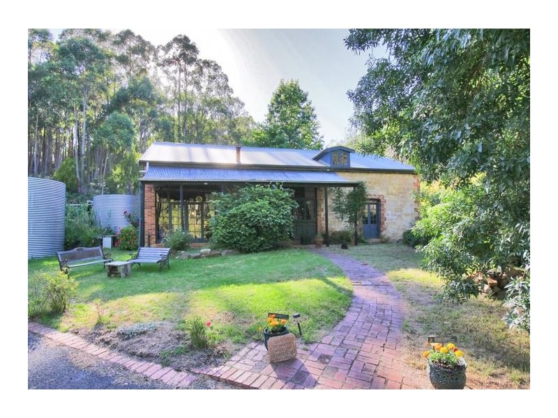 70 Heather Road, Stirling SA 5152