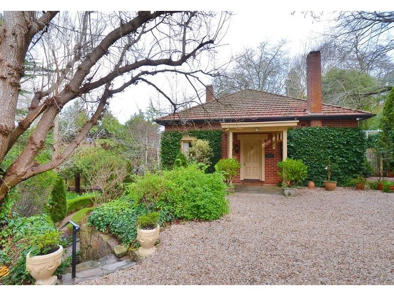 40 Avenue Road, Stirling SA 5152