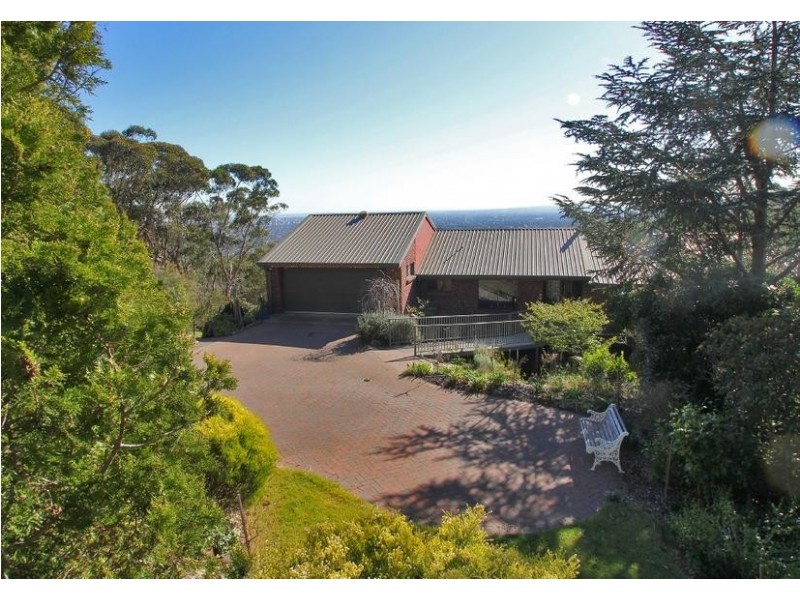 27 Old Belair Road, Belair SA 5052
