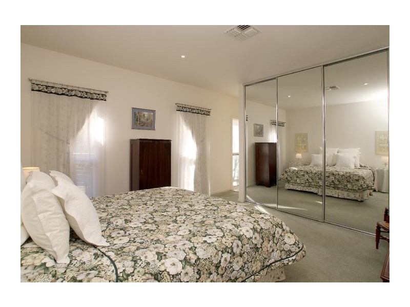 1 Bluebell Court, Craigburn Farm SA 5051