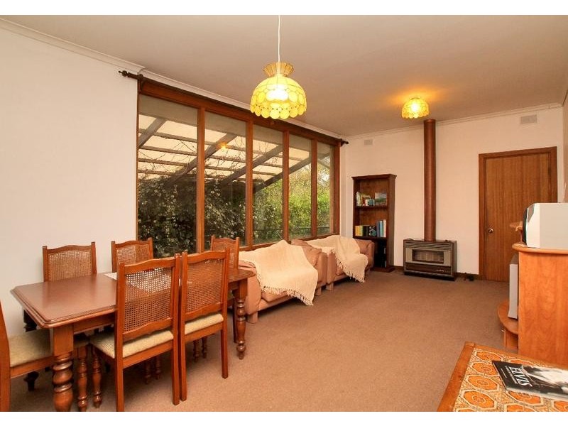 15 Orontes Avenue, Bridgewater SA 5155