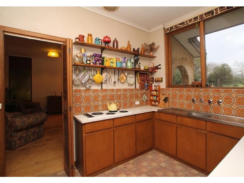 15 Orontes Avenue, Bridgewater SA 5155