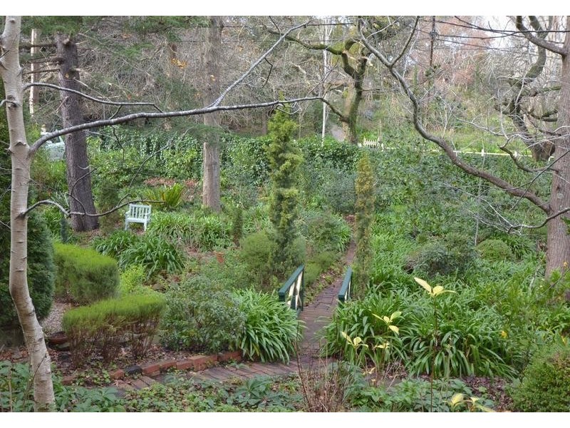 40 Avenue Road, Stirling SA 5152