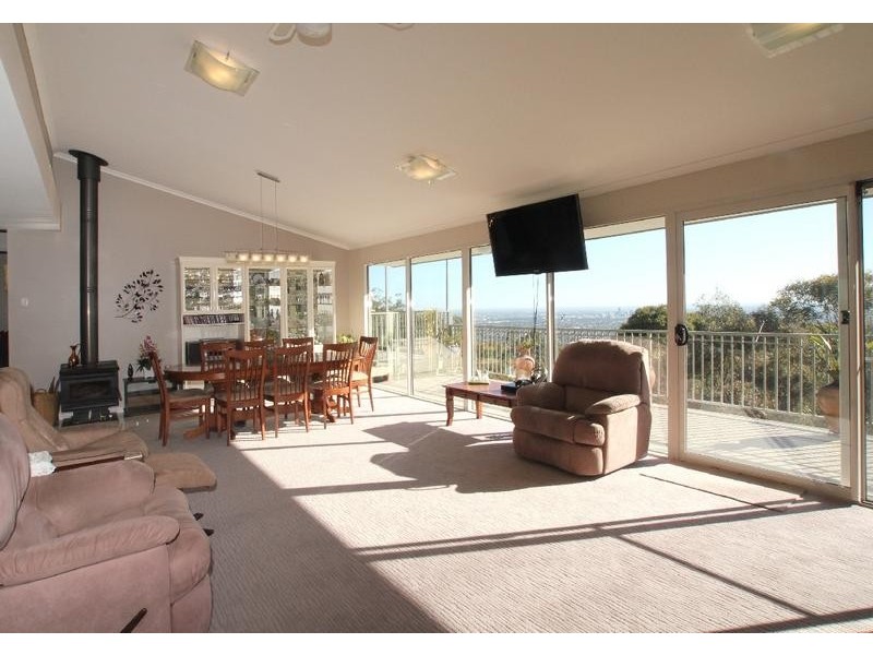 27 Old Belair Road, Belair SA 5052