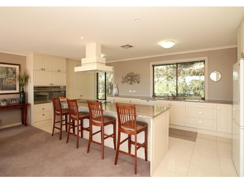 27 Old Belair Road, Belair SA 5052