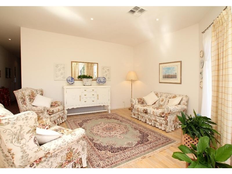 1 Bluebell Court, Craigburn Farm SA 5051