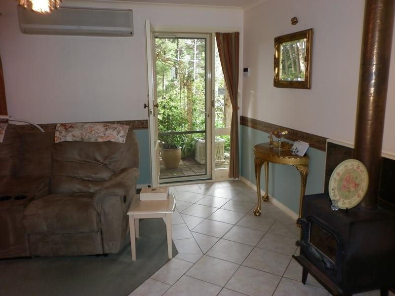 9 Salmon Ave, Crafers SA 5152