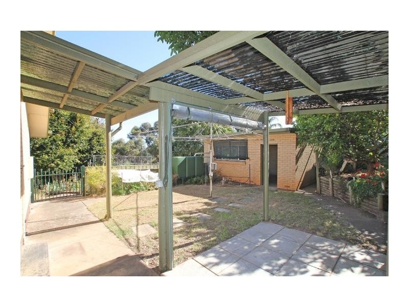 15 Reserve Parade, Morphett Vale SA 5162