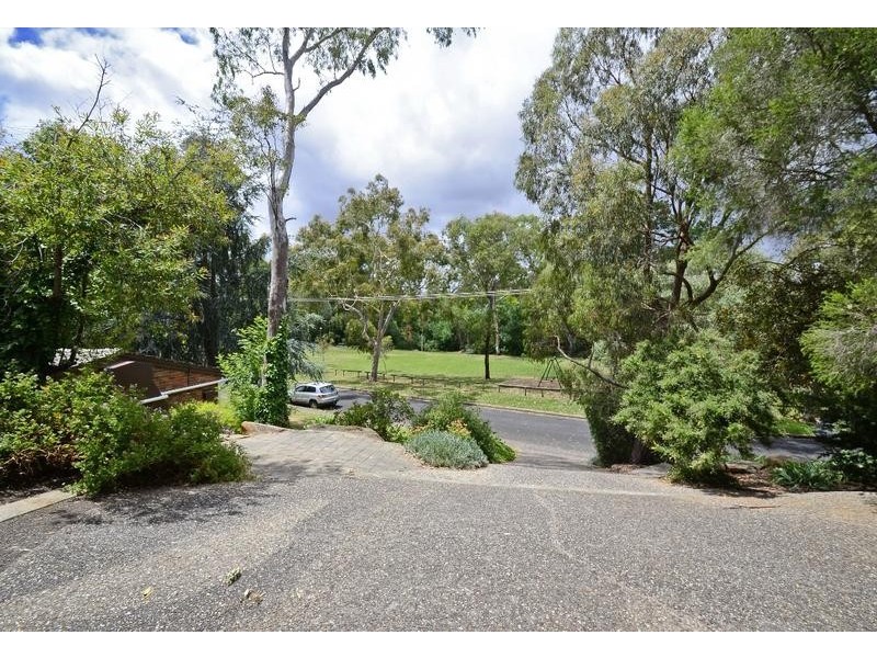 16 Sherwood Drive, Glenalta SA 5052