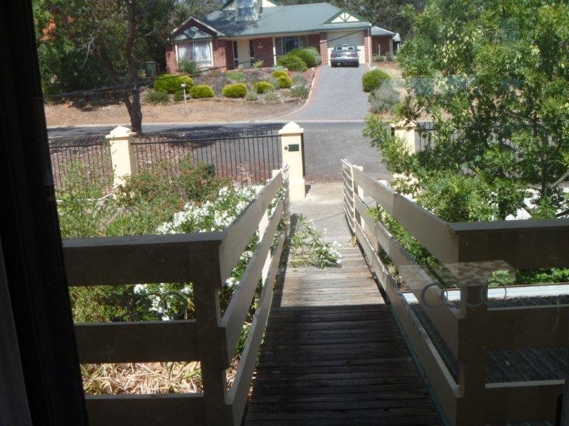 4 Para Street, Eden Hills SA 5050