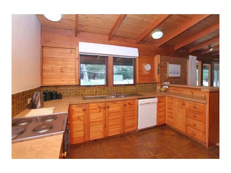 5 Edialta Road, Cherry Gardens SA 5157