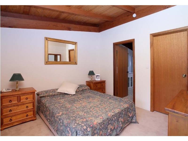 5 Edialta Road, Cherry Gardens SA 5157