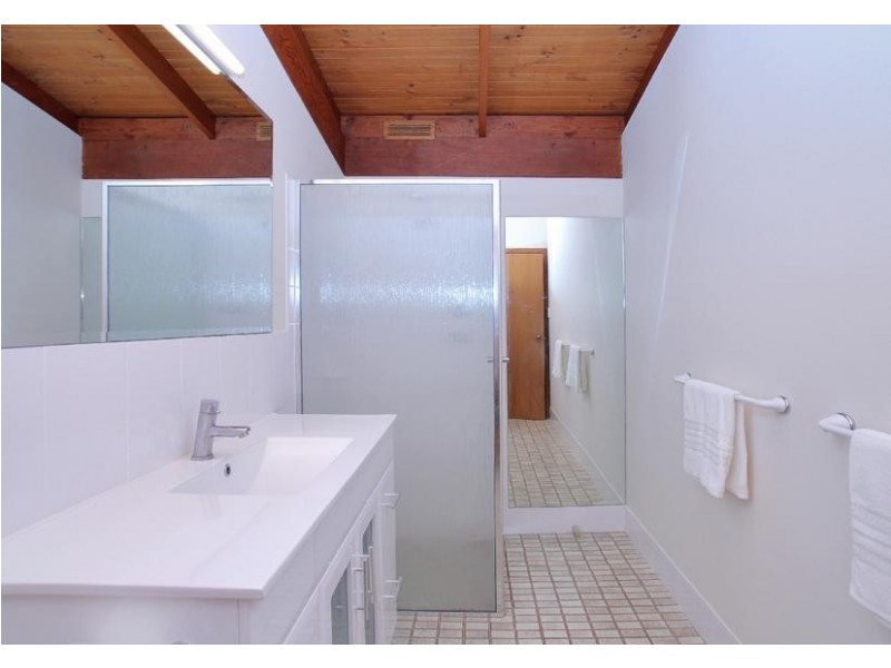 5 Edialta Road, Cherry Gardens SA 5157