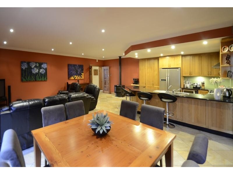 20 Parham Road, Eden Hills SA 5050