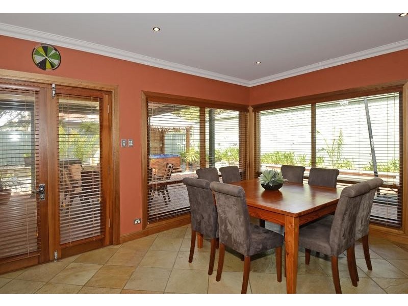 20 Parham Road, Eden Hills SA 5050