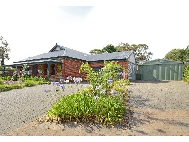 20 Parham Road, Eden Hills SA 5050