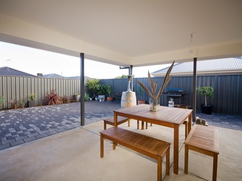 96A Yarmouth St, Dover Gardens SA 5048