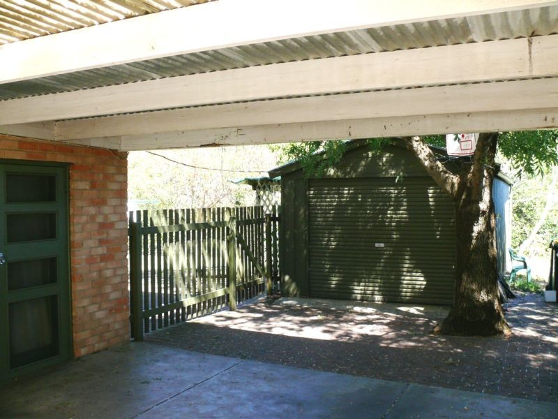 31 Glenwood Drive, Bellevue Heights SA 5050