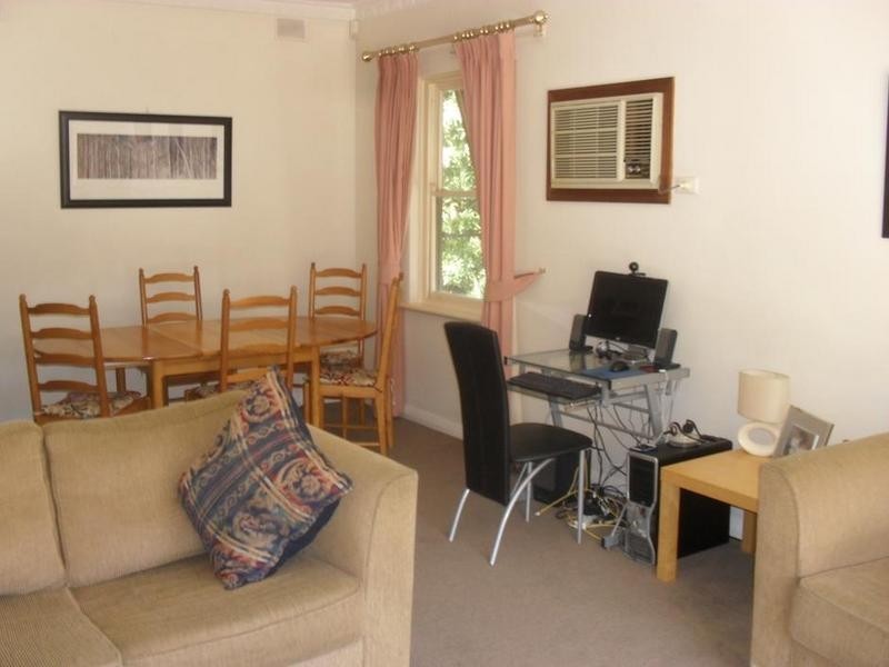 31 Glenwood Drive, Bellevue Heights SA 5050