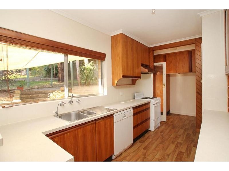 30 Meadow Avenue, Hawthorndene SA 5051