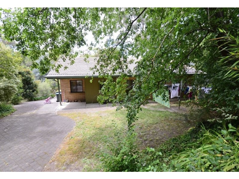 16 Sherwood Drive, Glenalta SA 5052