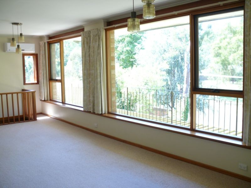 16 Sherwood Drive, Glenalta SA 5052